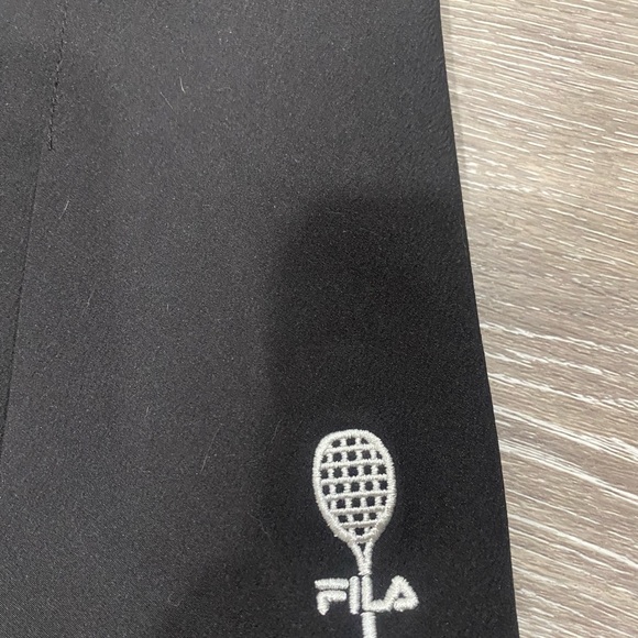 Elegant Black Pleated Skirt - Picture 3 of 5